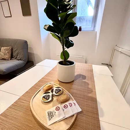Le Petit Nid - Ideal 24h Du Mans & Vallee Du Loir Apartment *